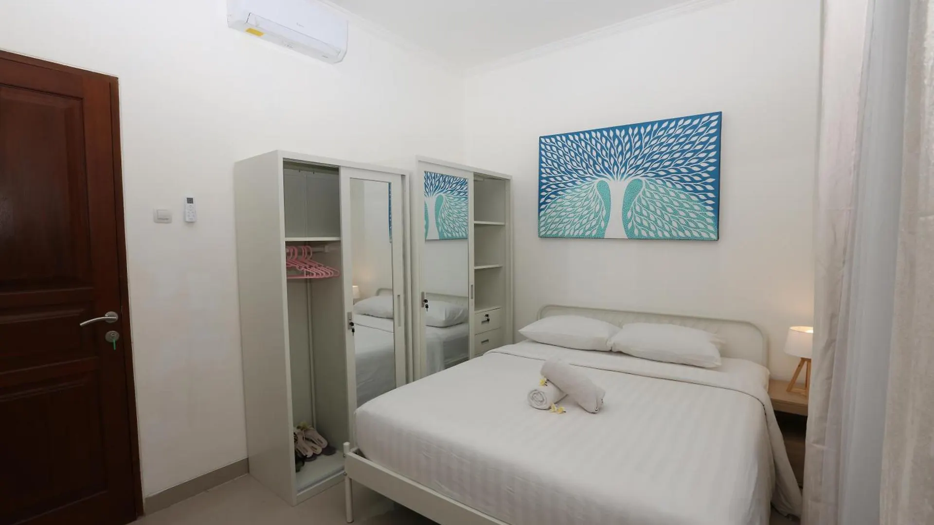 Queen Seminyak Villa By Walidwipa Paradise Hospitality